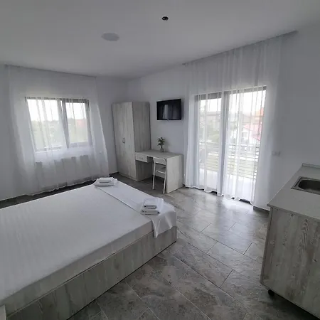 Casa Mathias Pensión 4*